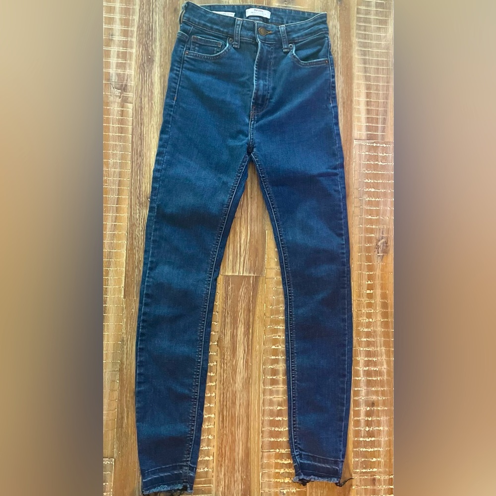 (3/$15) Bershka Skinny Ankle Super High Rise Jeans - Picture 3 of 5